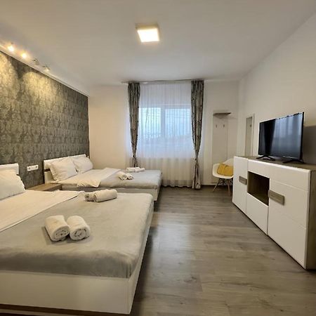 Salt Mine Retreat - Free Parking Apartment ทูร์ดา ภายนอก รูปภาพ