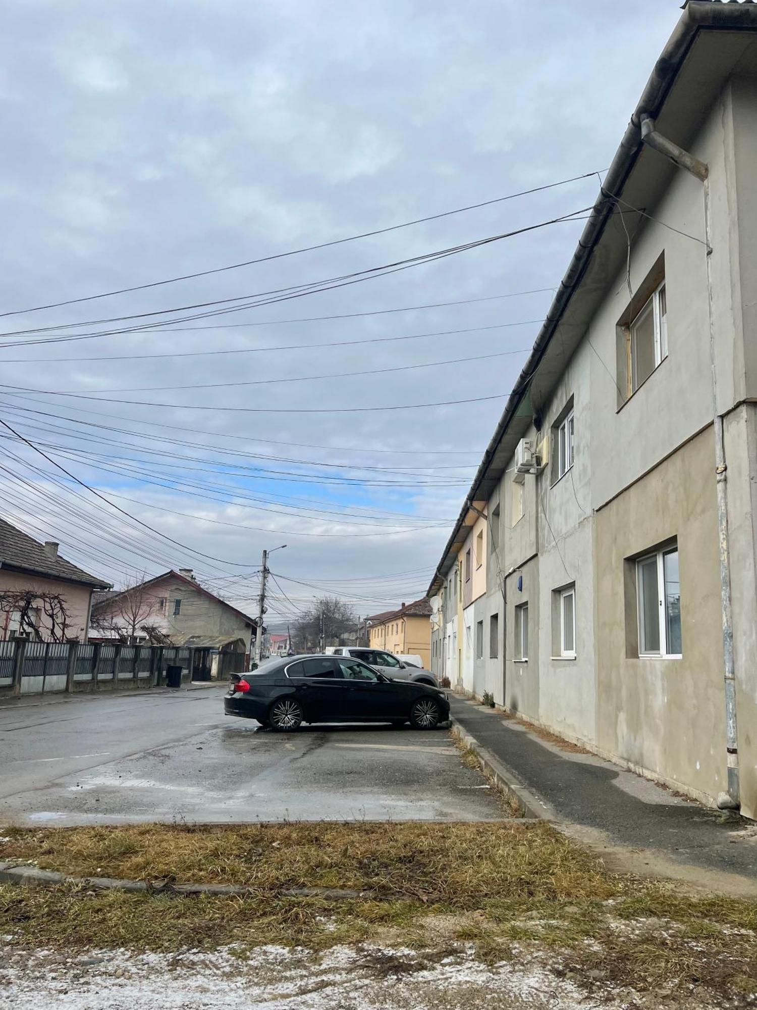 Salt Mine Retreat - Free Parking Apartment ทูร์ดา ภายนอก รูปภาพ